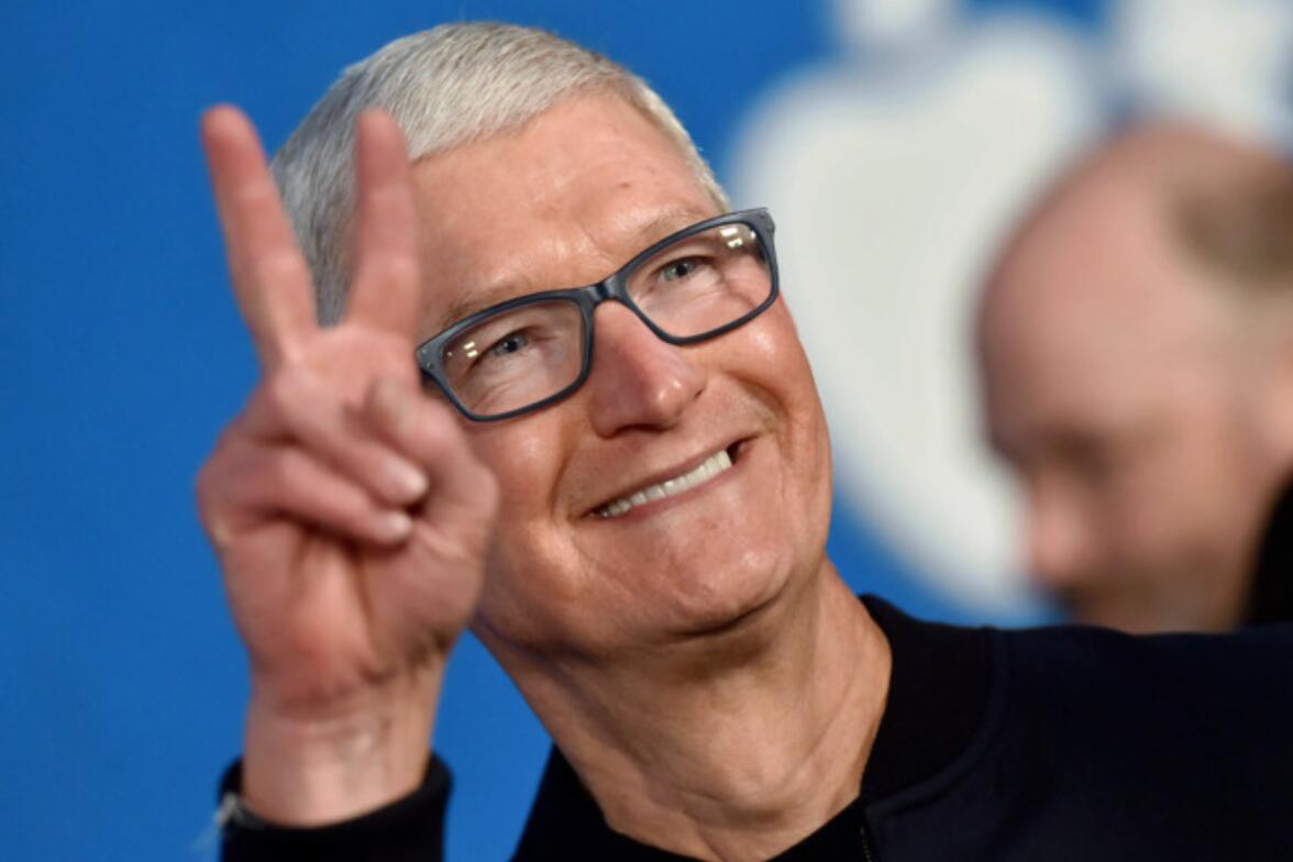 苹果iPhone14系列预售劲爆,上货时间预计10月 3