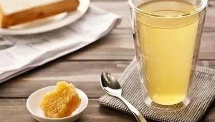 蜂蜜水的正确喝法及最佳时间-蜂蜜水的正确喝法及最佳时间准当做日