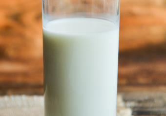 牛奶什么时候喝效果最佳，每天喝牛奶的你知道这些知识吗