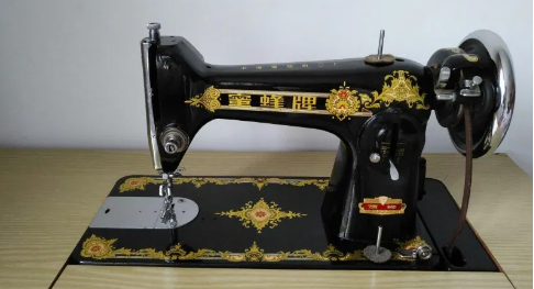 旧缝纫机多少钱一台-旧缝纫机多少钱一台机许多人