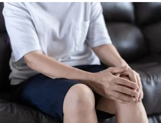 膝盖疼痛可能有三种病-膝盖疼痛可能有三种病头长年摩