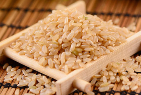 糙米的功效与作用(糙米饭的正确煮法)