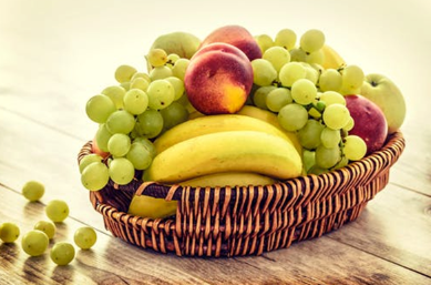 糖尿病吃什么水果比较好，糖尿病患者可以少量吃这些水果